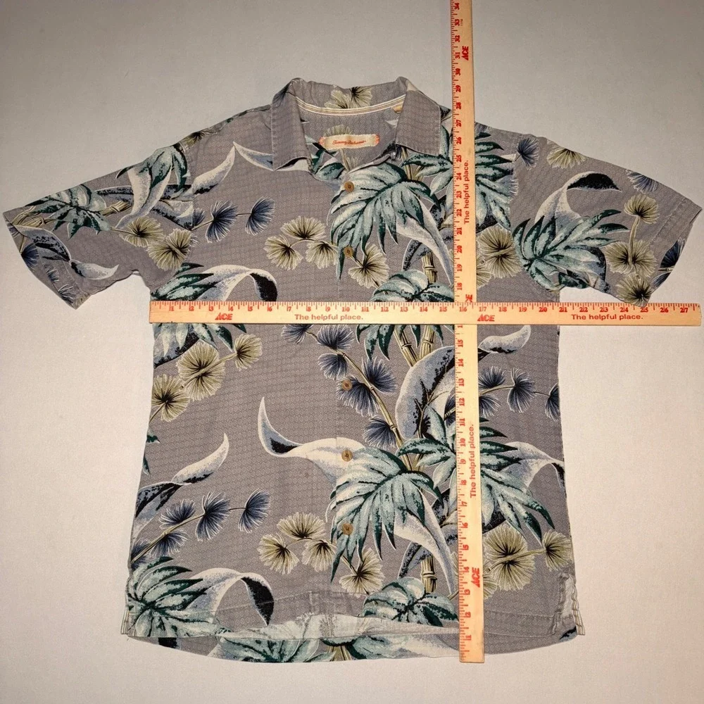 Tommy Bahama Silk Shirt Mens S Grey Jacquard Floral Tropical Hawaiian Camp Aloha